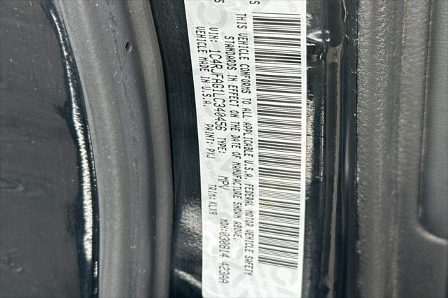 2020 Jeep Grand Cherokee Base