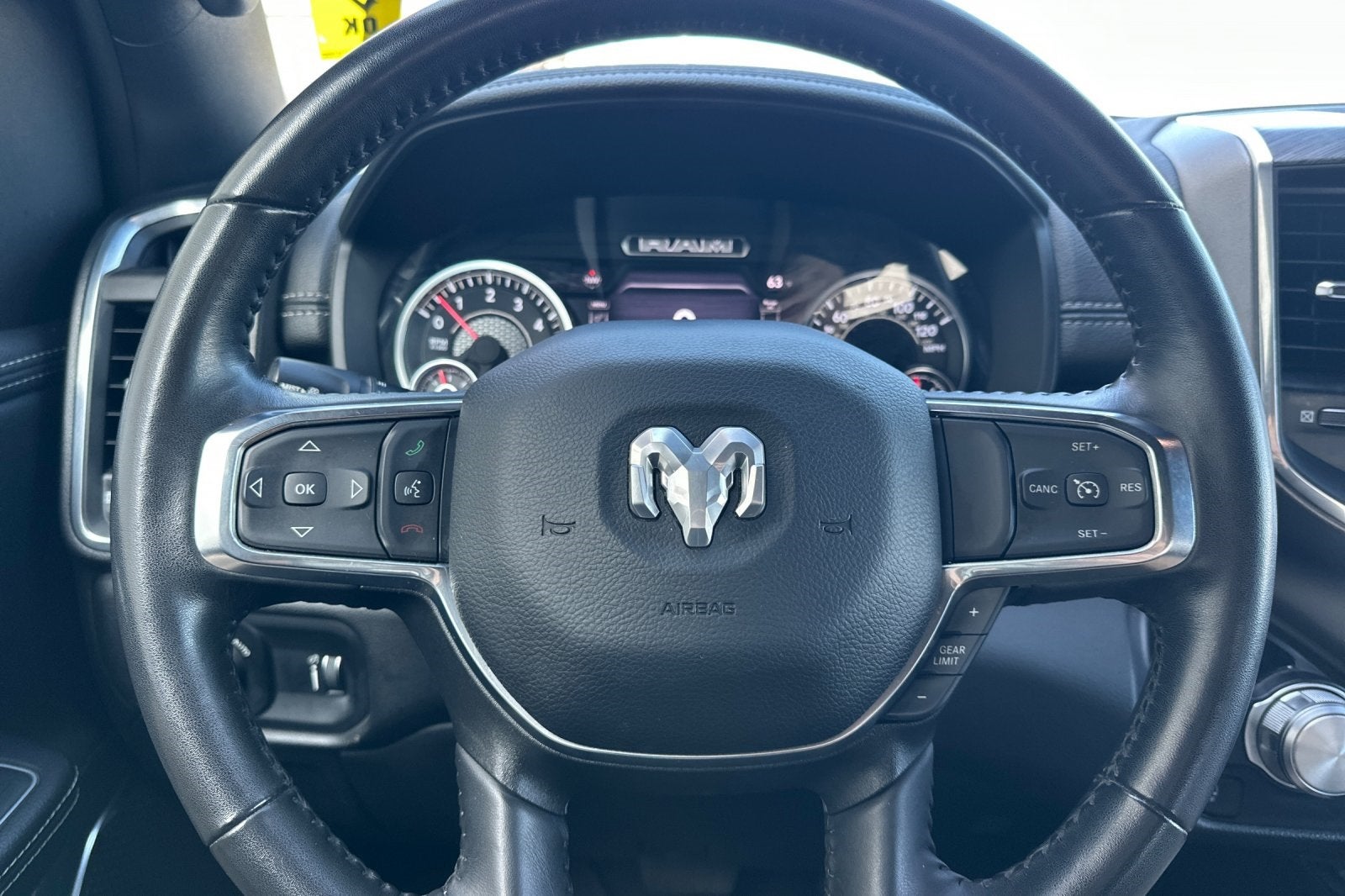 2024 RAM 1500 Laramie