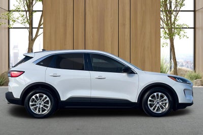 2022 Ford Escape Hybrid SE