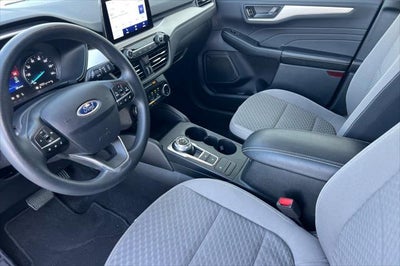 2022 Ford Escape Hybrid SE