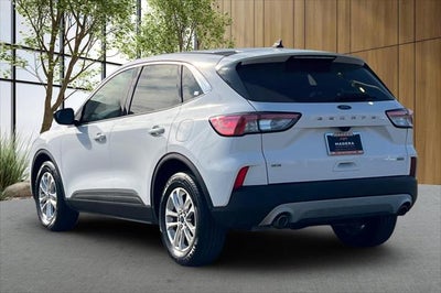 2022 Ford Escape Hybrid SE