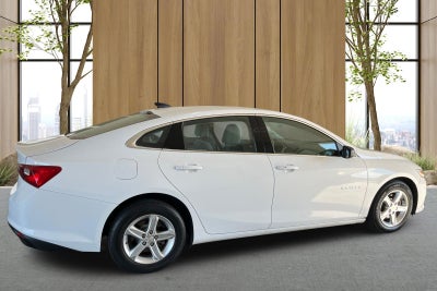 2022 Chevrolet Malibu LS 1LS