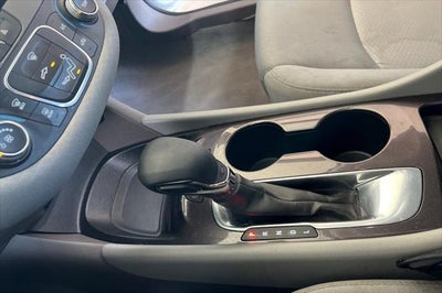 2022 Chevrolet Malibu LS 1LS