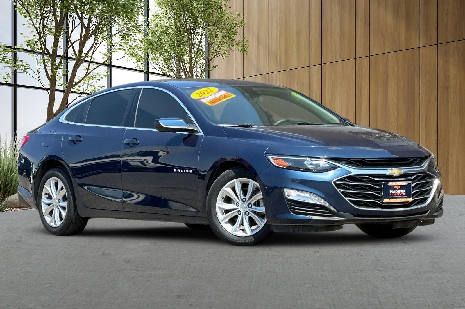Used 2022 Chevrolet Malibu 1LT with VIN 1G1ZD5ST2NF146946 for sale in Madera, CA