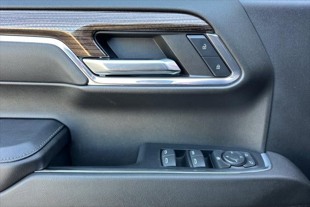 2024 Chevrolet Silverado 1500 LT LT1