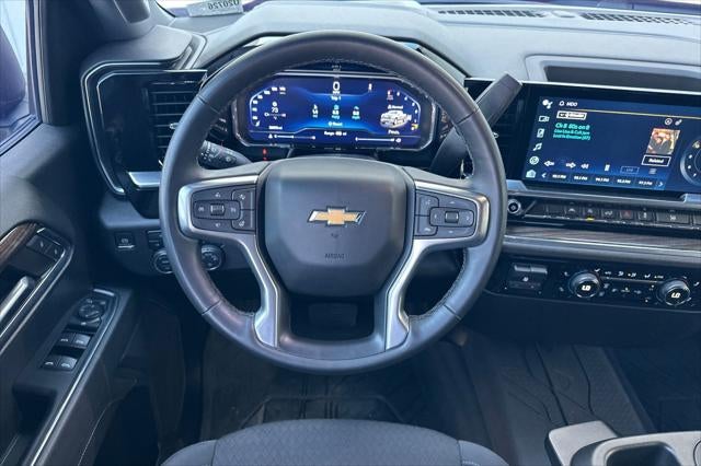 2024 Chevrolet Silverado 1500 LT LT1