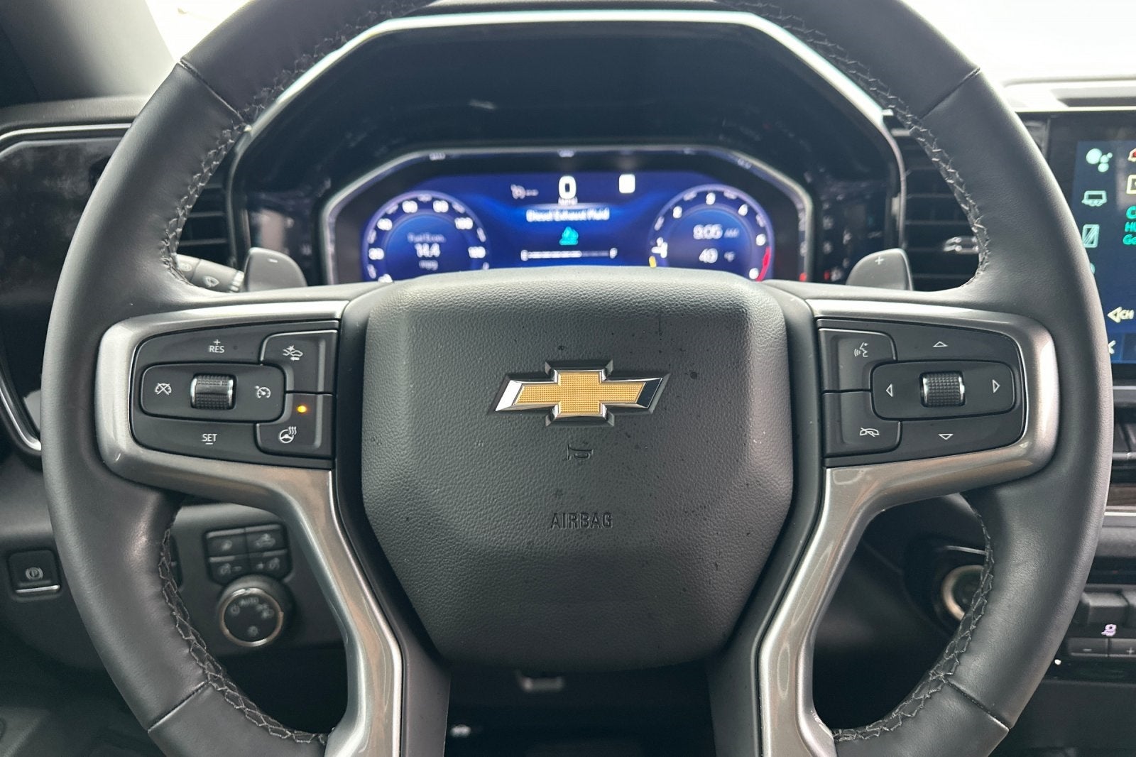 2025 Chevrolet Silverado 1500 LT LT1
