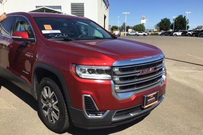 2022 GMC Acadia SLE