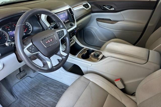2022 GMC Acadia SLE