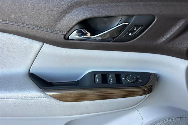 2022 GMC Acadia SLE
