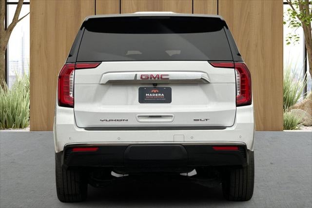 2023 GMC Yukon SLT