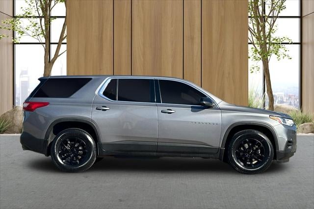 2021 Chevrolet Traverse LS