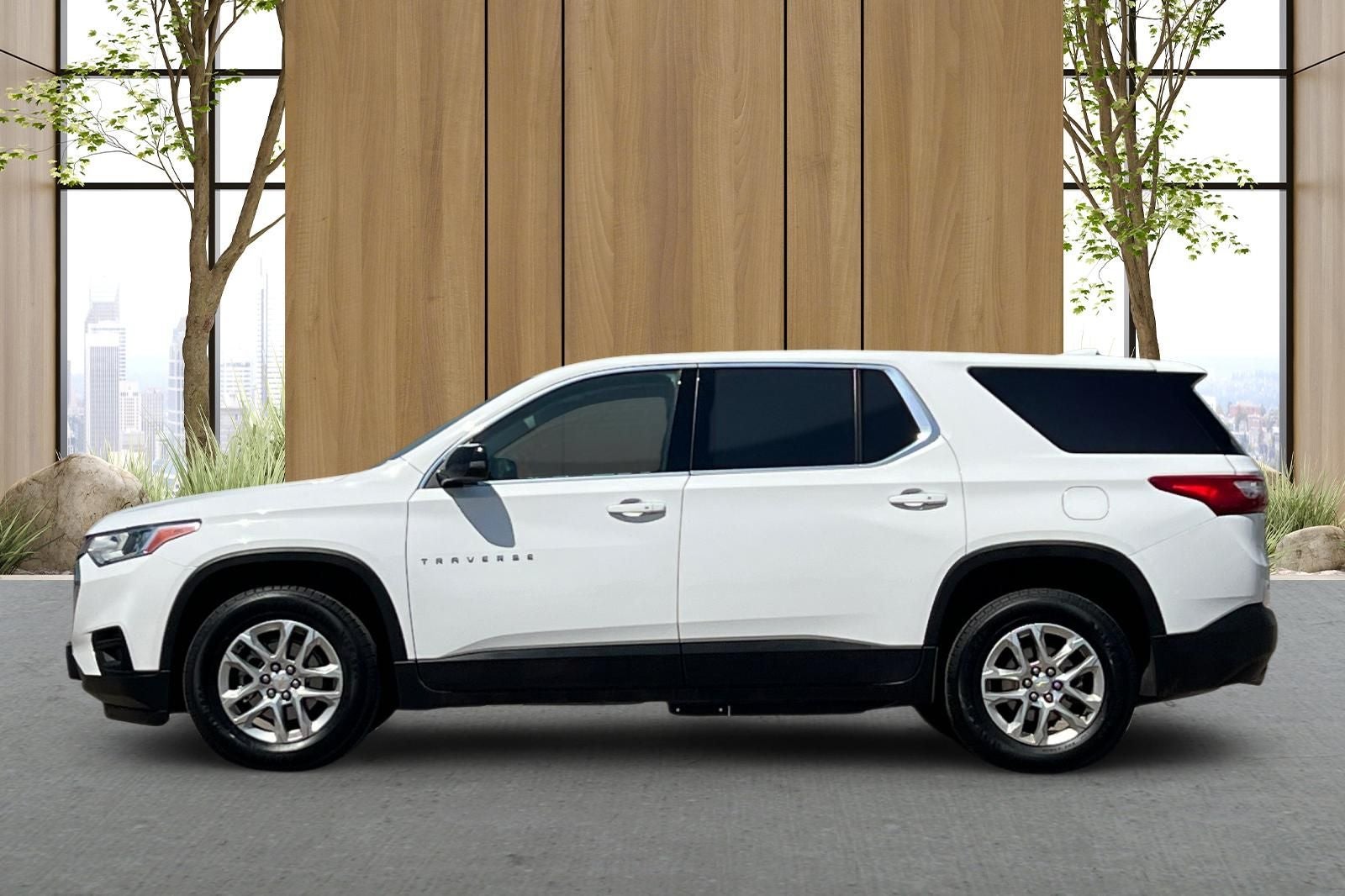 2021 Chevrolet Traverse LS