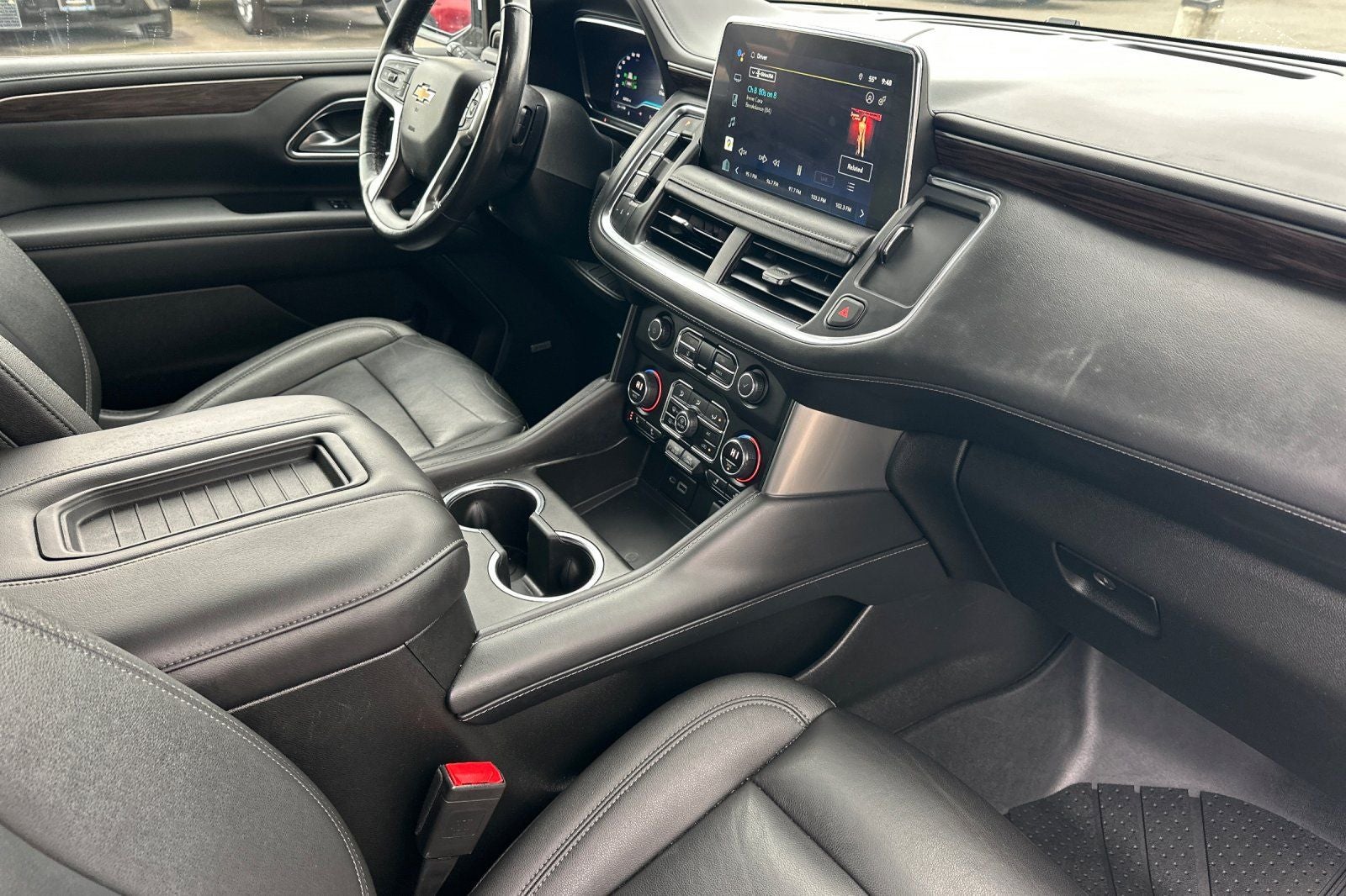 2022 Chevrolet Suburban LT