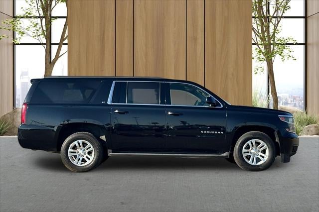 2017 Chevrolet Suburban LT