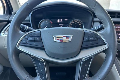 2020 Cadillac XT5 Premium Luxury