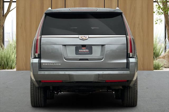 2020 Cadillac Escalade Luxury