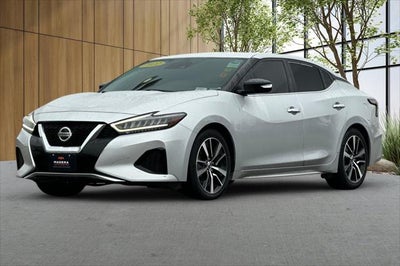 2022 Nissan Maxima SV