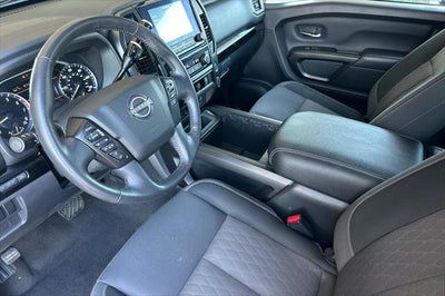 2023 Nissan Titan SV