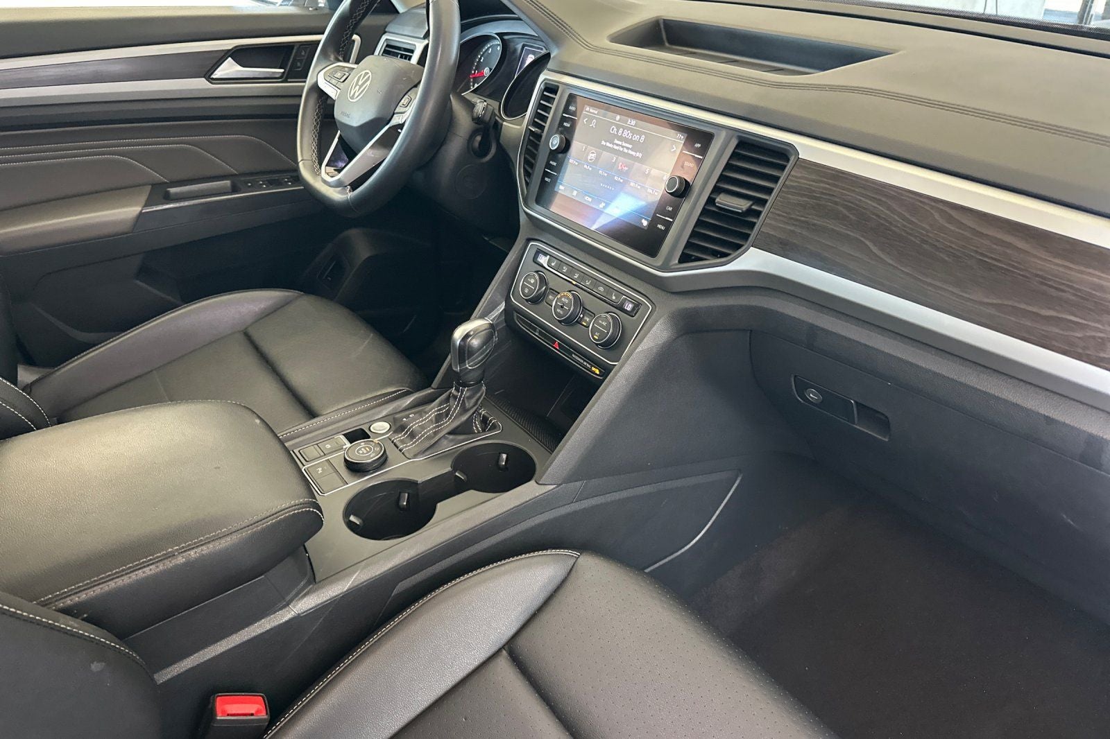 2021 Volkswagen Atlas 3.6L V6 SE w/Technology