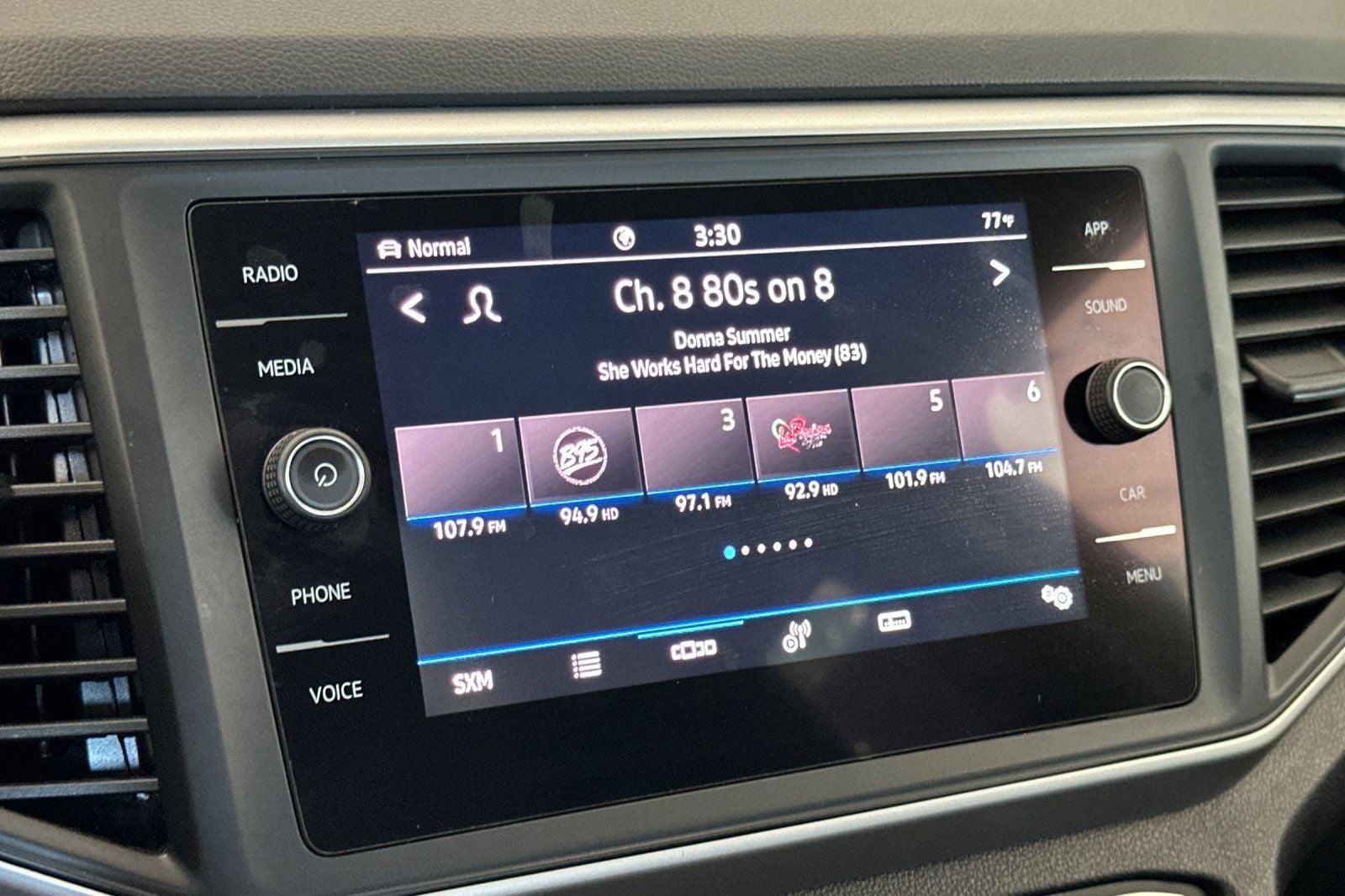 2021 Volkswagen Atlas 3.6L V6 SE w/Technology