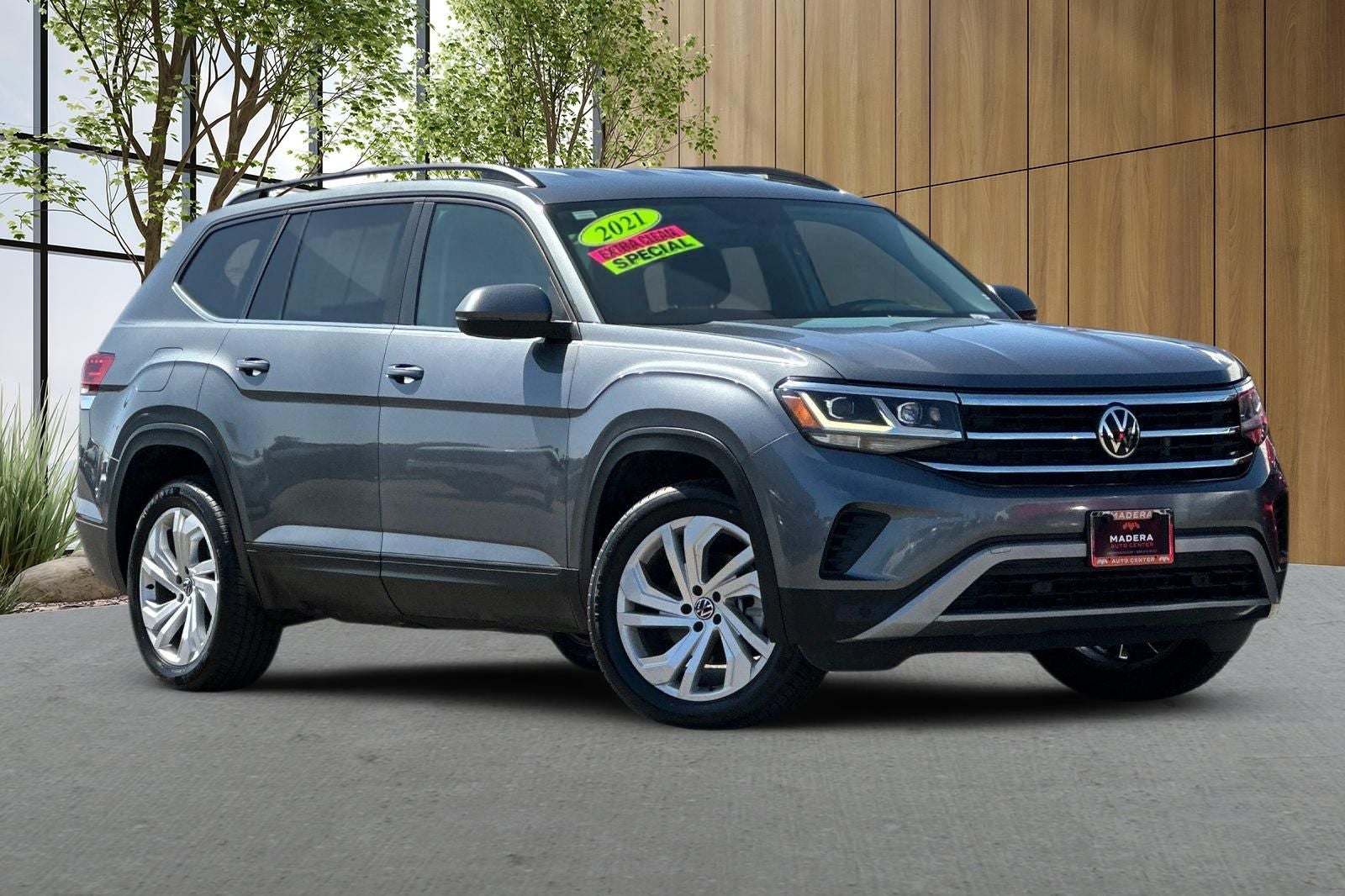 2021 Volkswagen Atlas 3.6L V6 SE w/Technology