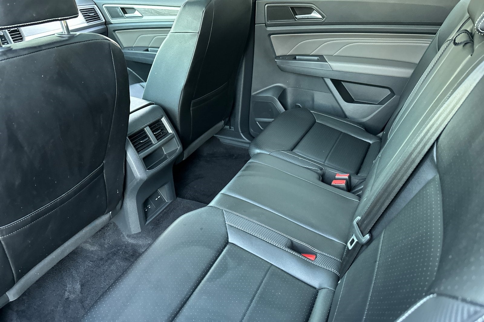 2021 Volkswagen Atlas Cross Sport 2.0T SE w/Technology