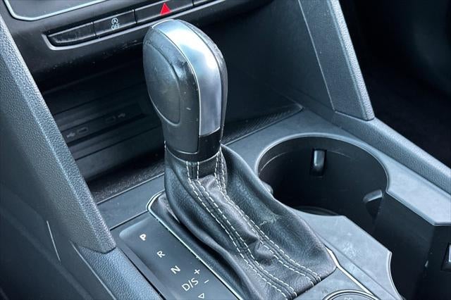 2021 Volkswagen Atlas Cross Sport 2.0T SE w/Technology