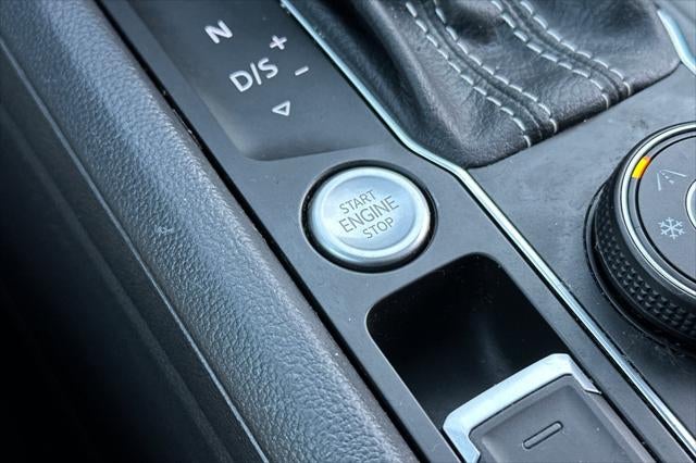 2021 Volkswagen Atlas Cross Sport 2.0T SE w/Technology