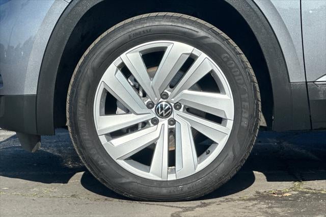 2021 Volkswagen Atlas Cross Sport 2.0T SE w/Technology