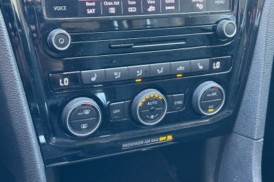 2022 Volkswagen Passat 2.0T Limited Edition