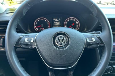 2022 Volkswagen Passat 2.0T Limited Edition