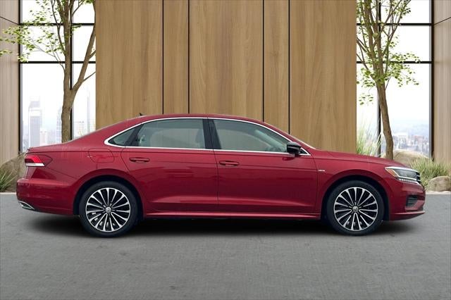 2022 Volkswagen Passat 2.0T Limited Edition