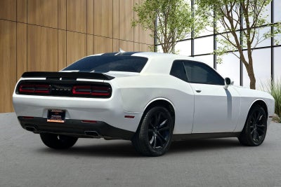 2018 Dodge Challenger SXT