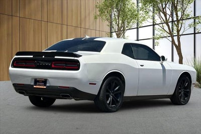 2018 Dodge Challenger SXT