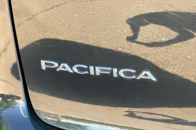 2018 Chrysler Pacifica L