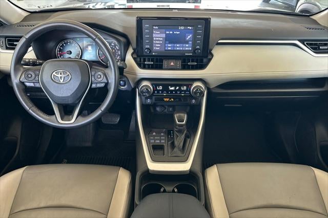 2020 Toyota RAV4 XLE Premium