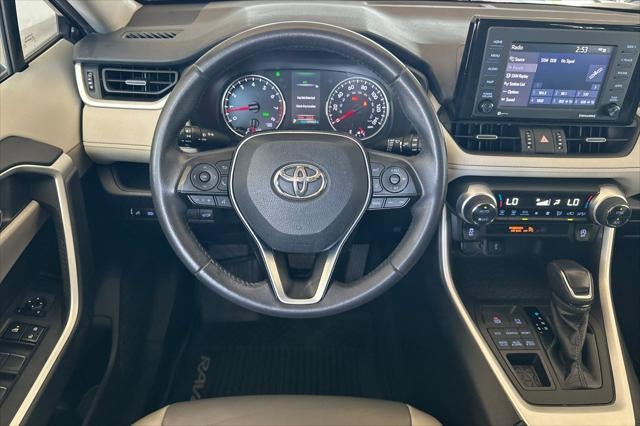 2020 Toyota RAV4 XLE Premium