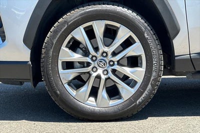 2021 Toyota RAV4 XLE Premium