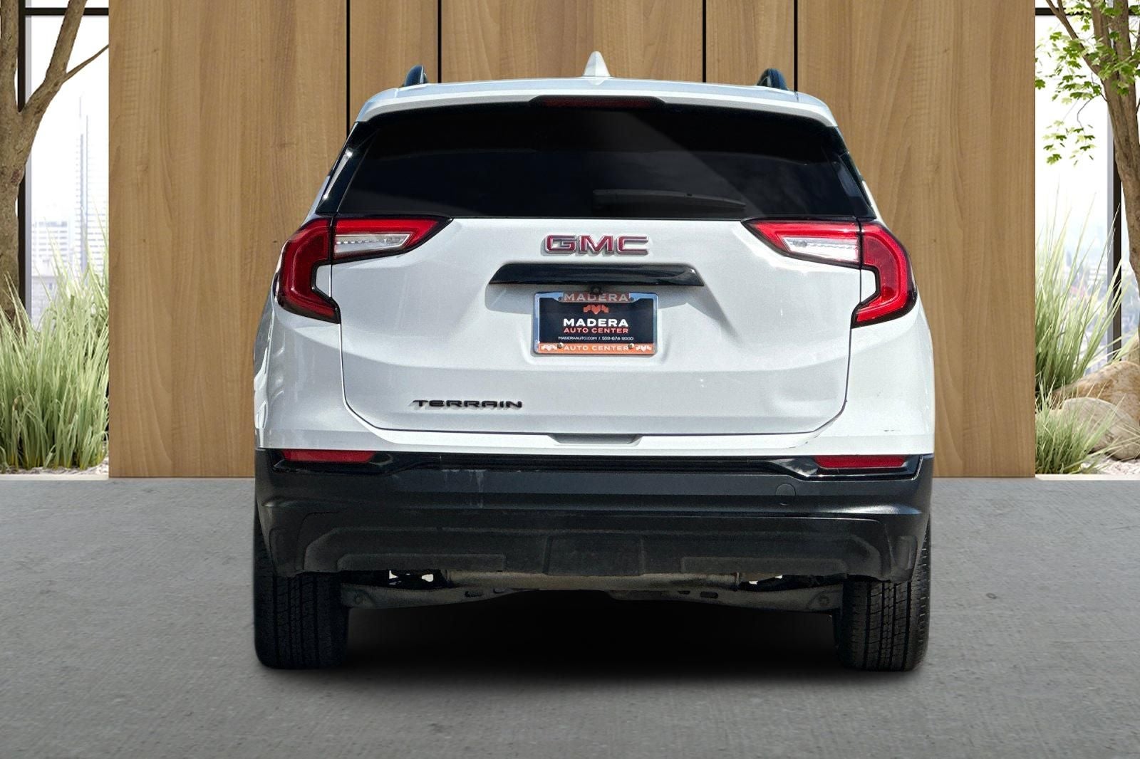 2022 GMC Terrain SLT