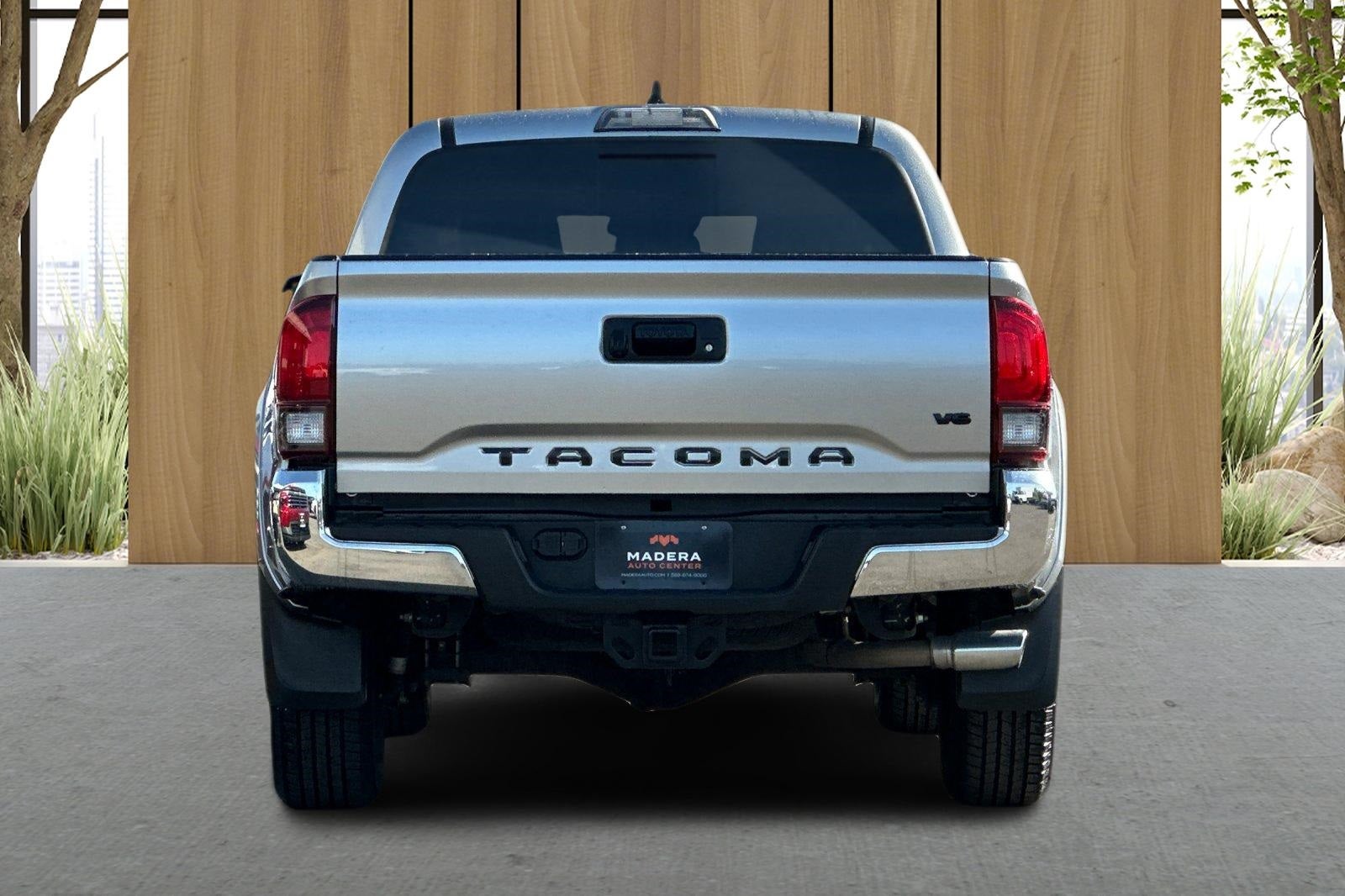 2022 Toyota Tacoma SR5 V6