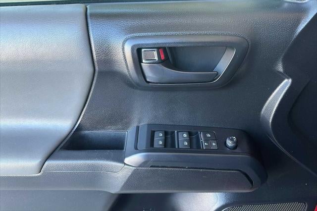 2022 Toyota Tacoma SR V6