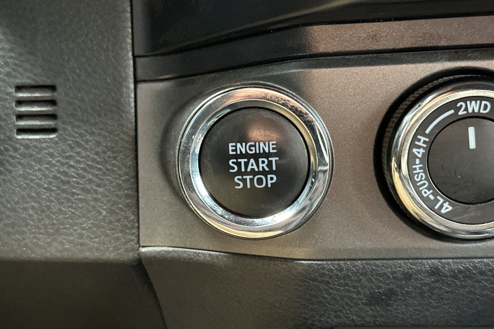 2019 Toyota Tacoma SR V6