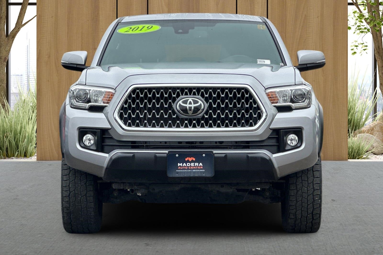 2019 Toyota Tacoma SR V6
