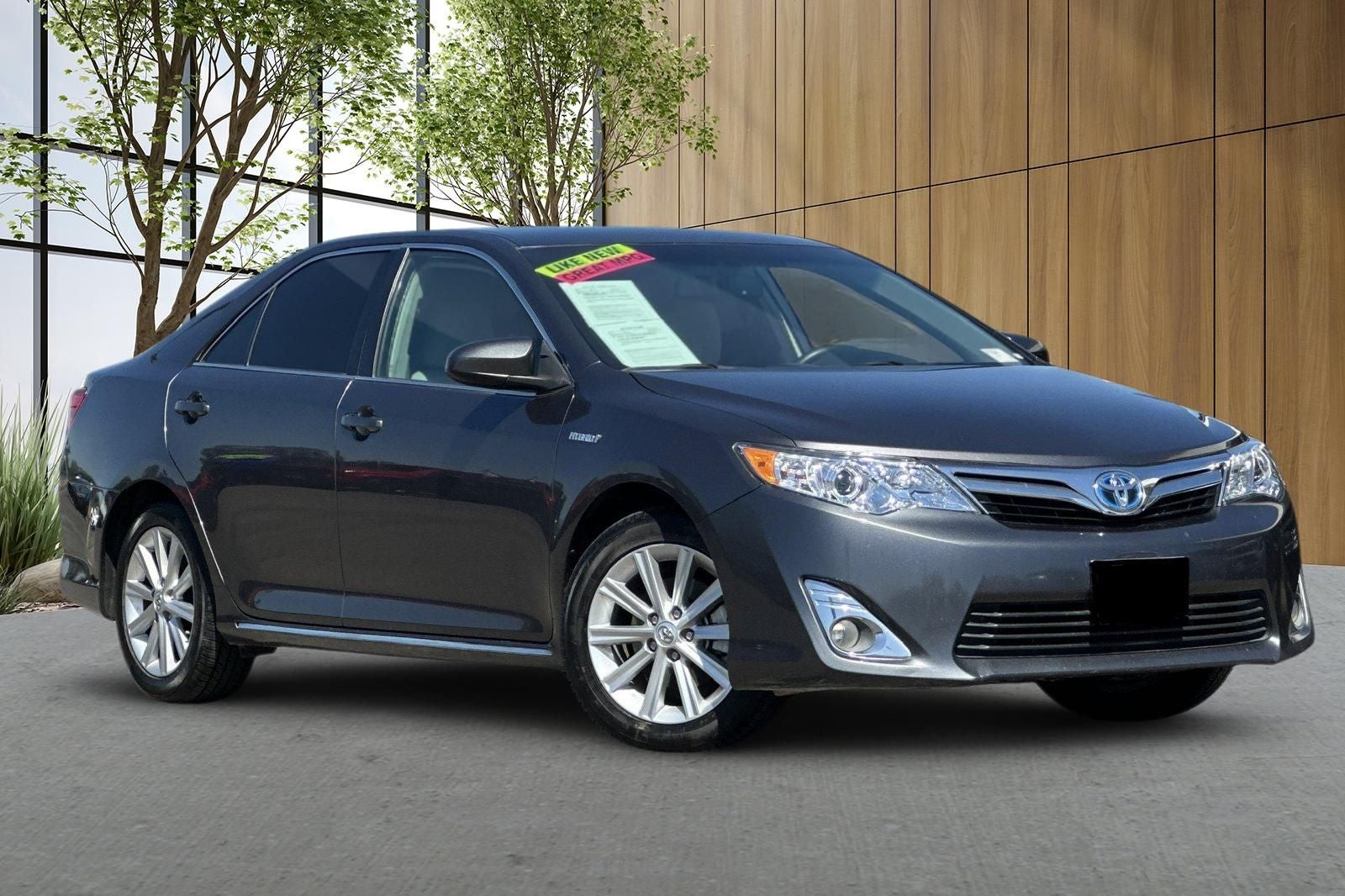 2014 Toyota Camry Hybrid XLE