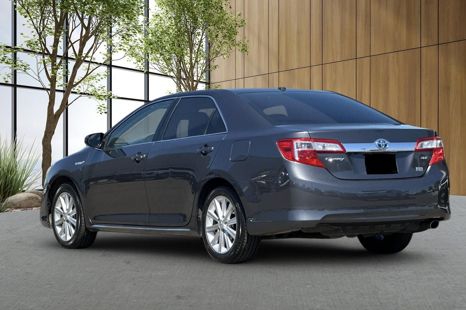 2014 Toyota Camry Hybrid XLE