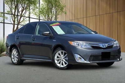 2014 Toyota Camry Hybrid XLE