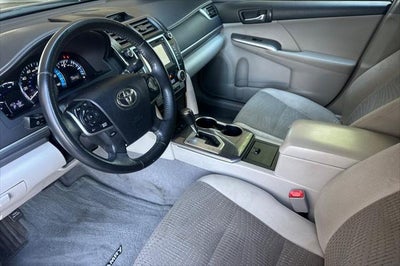 2014 Toyota Camry Hybrid XLE