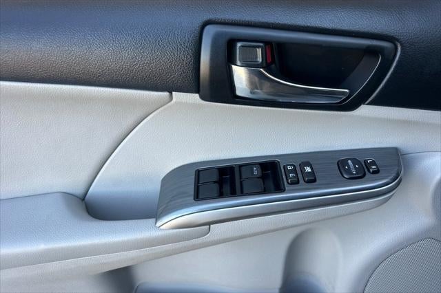 2014 Toyota Camry Hybrid XLE