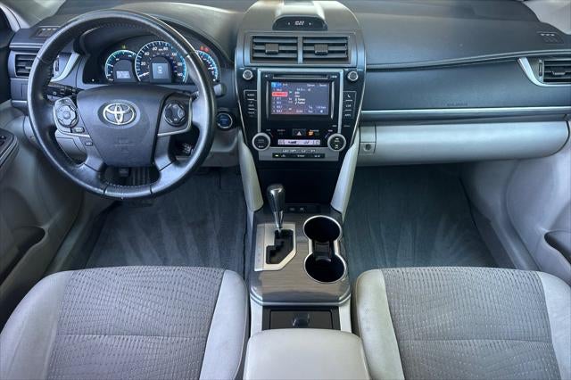 2014 Toyota Camry Hybrid XLE